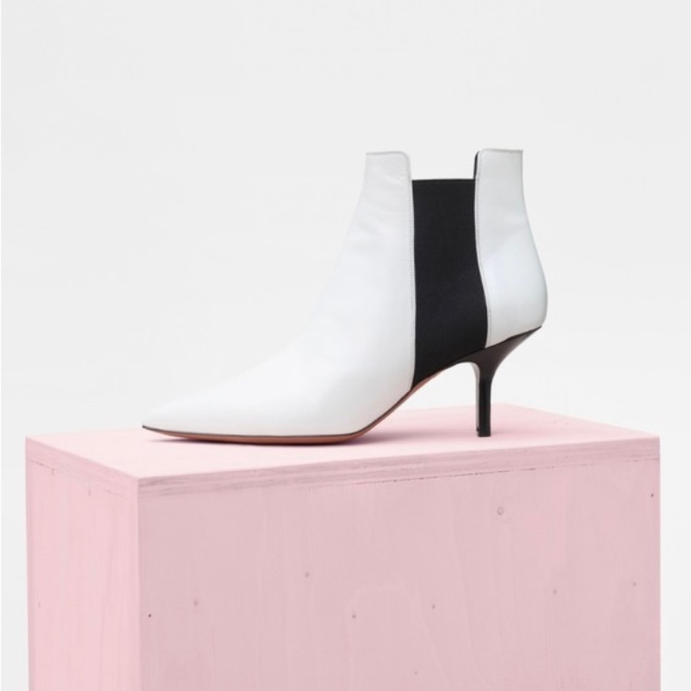 Céline Phoebe Philo Essentials Chelsea Boots